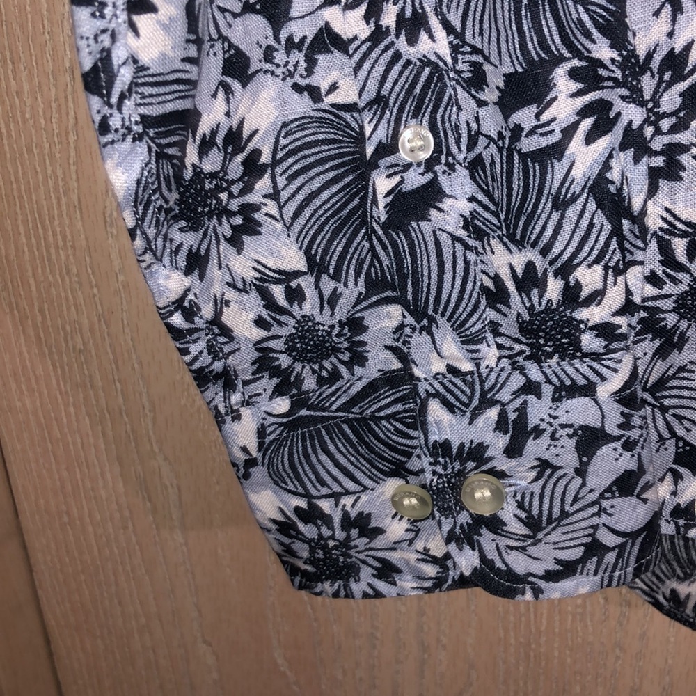 Murano Blue & White Floral Linen Long Sleeve Button Down Shirt L - Picture 5 of 7
